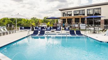 Resort Style Swimming Pool at Upper Vue Flats, Dublin, OH, Ohio
